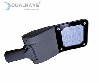 چراغ خیابانی LED 30W IP66 با راندمان بالا و طول عمر 5 سال گارانتی دستگاه محافظ برق