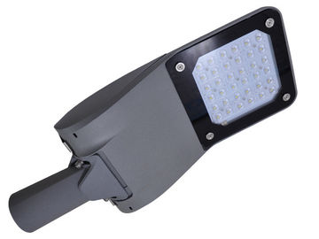 چراغ‌های خیابانی LED در فضای باز سری IP66 Dualrays 60W F4