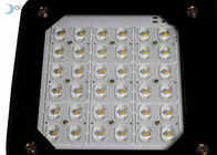 چراغ های خیابانی LED 30 وات فضای باز با راندمان 140LPW IP66 مقاوم 10KV/20KV SPD