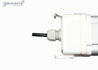 چراغ LED سه‌گانه قابل اتصال 60 وات روشنایی انبار IP66 SMD2835 DUALRAYS D5