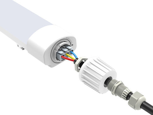 چراغ ضد بخار کامل پلاستیکی سه گانه 36W D2 IP65 چراغ ضد بخار LED IP65 IK08 برای پروژه عمده فروشی